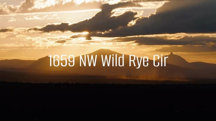 1659 NW Wild Rye Circle in exclusive, gated North Rim, on Bend’s NW side.  Offered at $3,275,000

This stunning, 3 bed, 3 bath,  single level
Pac West Home sits on a premium lot with expansive Mountain View’s representing  the pinnacle of transitional NW architecture and luxury craftmanship! 

This one is dreamy!  Call or text me today for your private tour!  480.323.0023 

#bendoregonbroker #luxuryrealestate #lovemyjob #bendrealestate #centraloregonrealestate